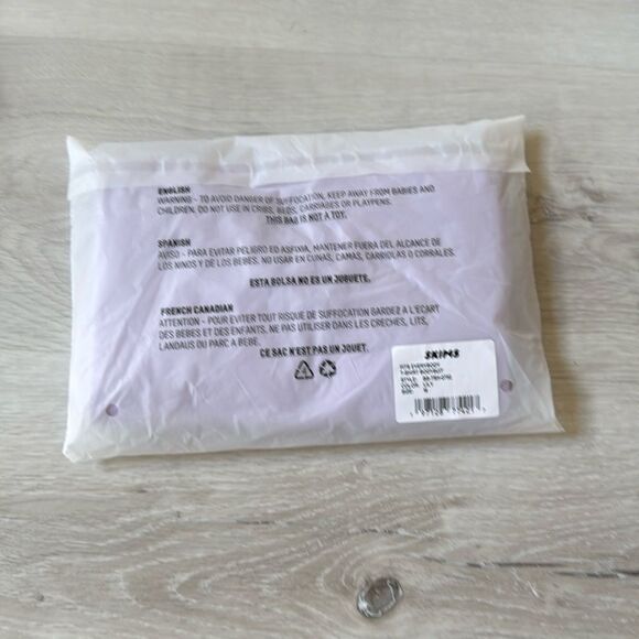 SKIMS FITS EVERYBODY T-SHIRT BODYSUIT LILY M NWT IN PKG - Picture 6 of 7
